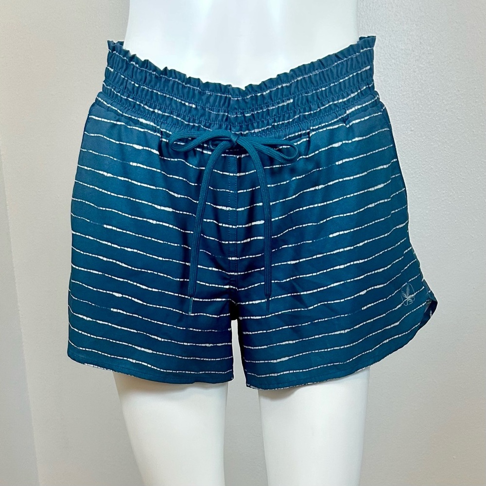 Carve Designs Blue and White Striped Athletic Shorts XS
